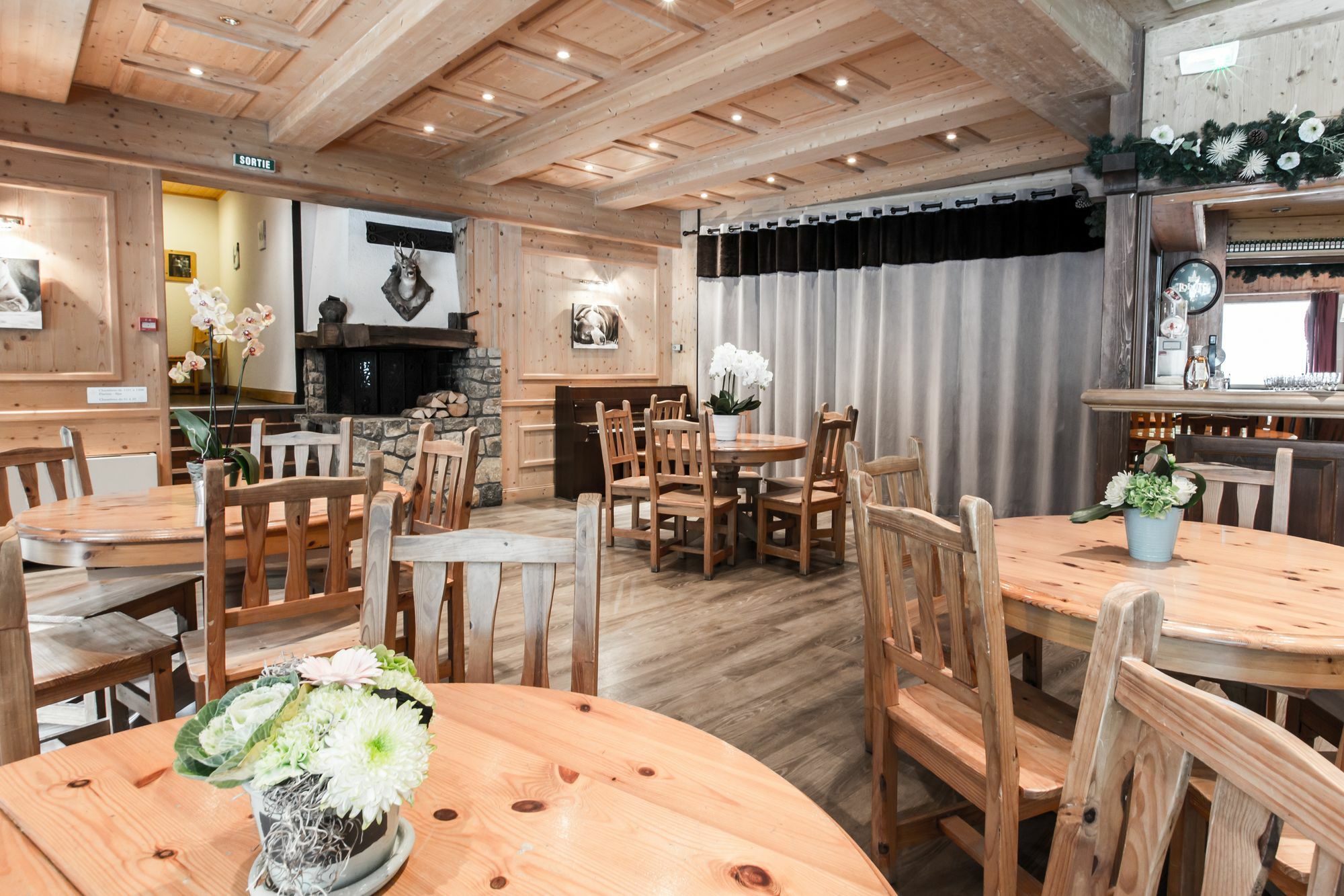 Hotel Club Le Cret Морзин Экстерьер фото